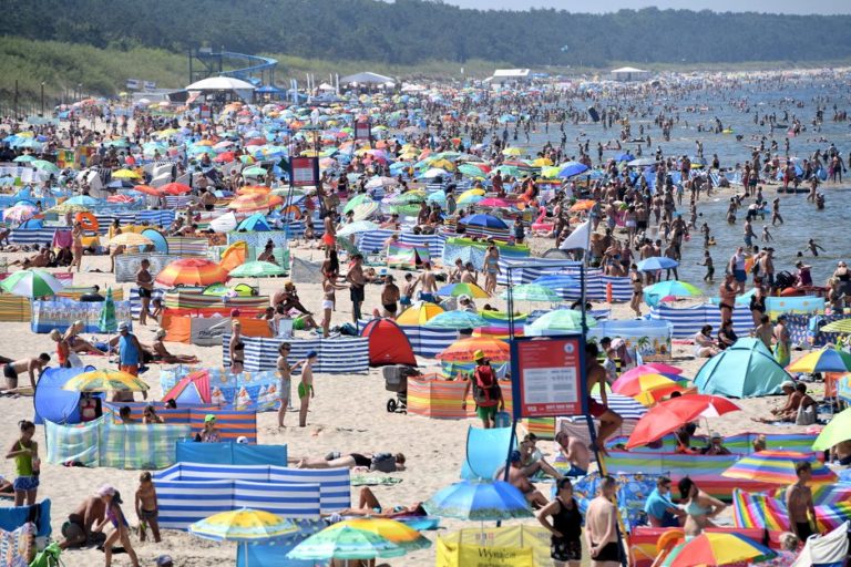 Najtoplije u Španiji i Portugalu, vojnici u kratkim hlačama u Švicarskoj