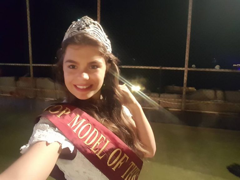 Djevojčica iz Zenica osvojila dvjie lente i dvije krune na Miss World 2017. u junior uzrastu