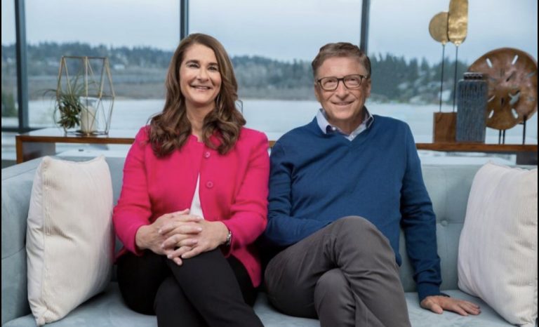 Bill Gates odgovorio na teorije da koristi Covid-19 za praćenje ljudi mikročipovima