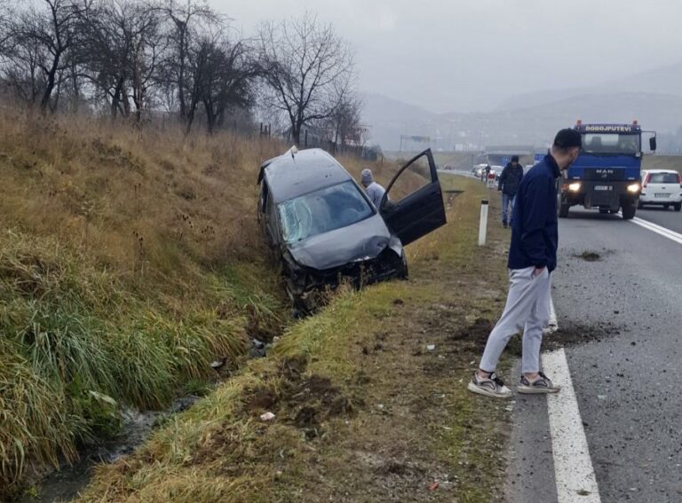 Dvije nesreće na M-17 kod Zenice, ima povrijeđenih (FOTO)