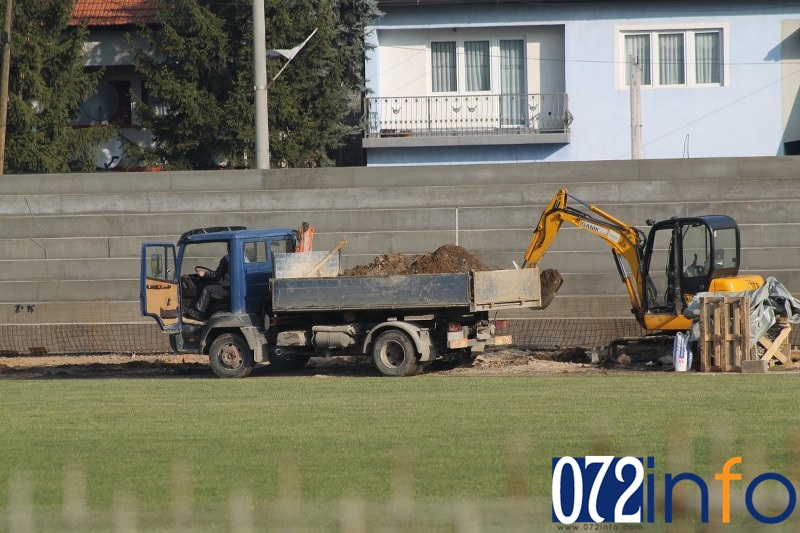 REKONSTRUKCIJA STADIONA KASNI: NK Vitez nastavlja igrati u Zenici