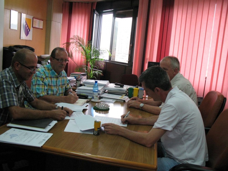 Ugovor o rekonstrukciji ceste Zenica-Tetovo