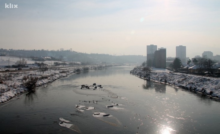 Rijeka Bosna počela lediti u Zenici