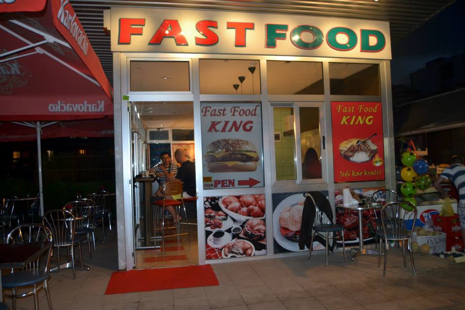 TREBATE POSAO: Fast food King zapošljava, potrebna radnica