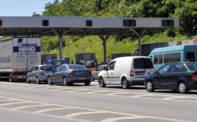 VOZAČI OGORČENI: Nećemo više ni koristiti autoput