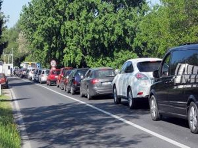 Počele ljetne gužve na graničnim prelazima