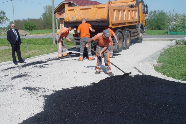 ZENICA Počela rekonstrukcija ulice u naselju Tetovo