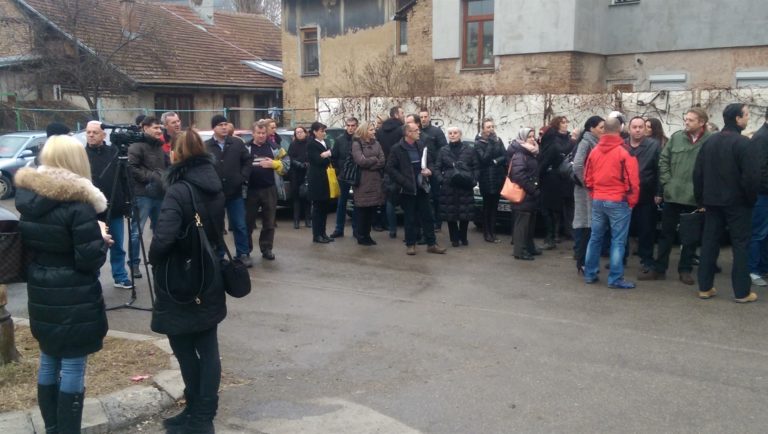 Uposlenici Opće bolnice u Sarajevu održali protest