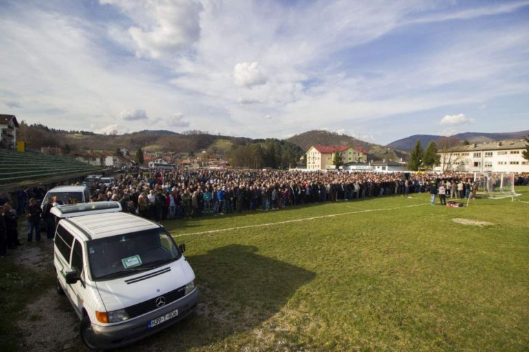 Donji Vakuf: Hiljade građana na dženazi ubijenim radnicima Uprave za šumarstvo