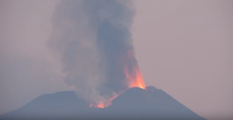 U eksploziji vulkana Etna povrijeđeni turisti i ekipa BBC-ja