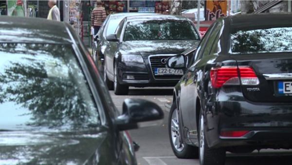 Željka voli audi od 200.000 maraka: Vlada RS-a se počastila novim limuzinama