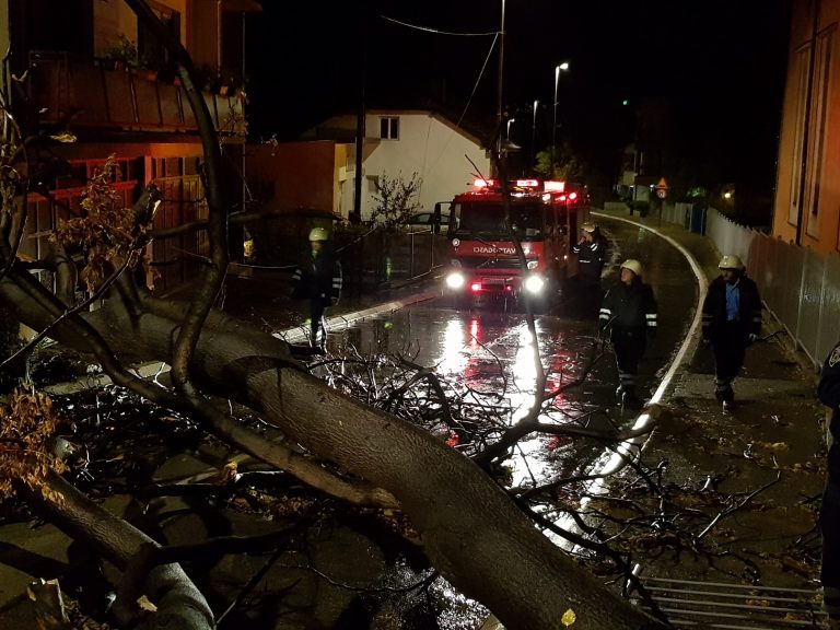 Upozorenje Službe civilne zaštite građanima Zenice zbog jakog vjetra