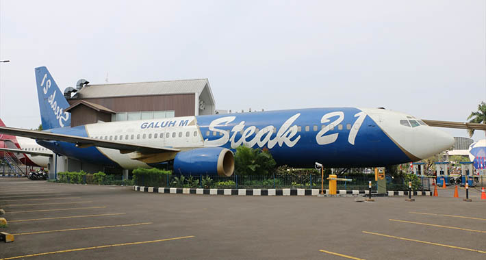 Boeing 737 pretvoren u restoran (FOTO)