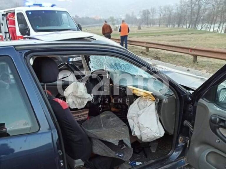 Stravične scene na M-17 kod Zenice: Troje povrijeđeno, prevezeni u bolnicu (FOTO/VIDEO)