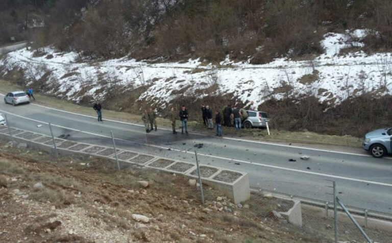 Stravična nesreća u BiH: Jedna osoba poginula u sudaru automobila i kamiona