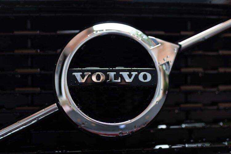 Volvo Cars će od 2030. proizvoditi samo električne automobile