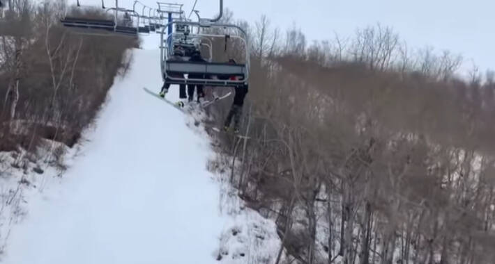 Dječak visio sa skijaške žičare, ohrabrivali ga da izdrži do vrha