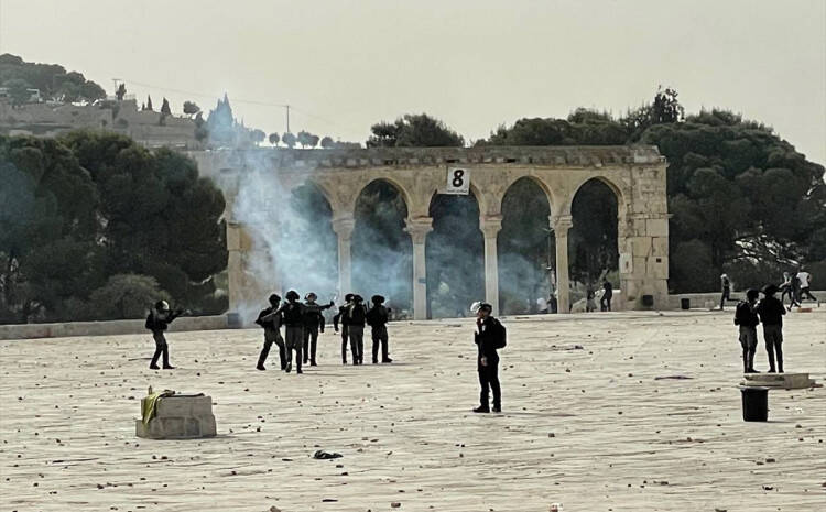 Izraelska policija u kompleksu El-Akse ponovo napala Palestince