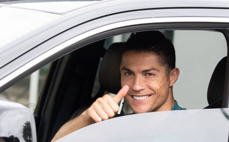 Ronaldova selidba automobila iz Torina nema veze s odlaskom iz Juventusa