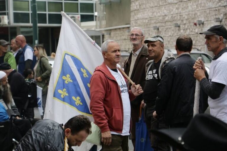 Izmjene Zakona o demobilisanim borcima: Ko će dobiti pravo na novčanu naknadu