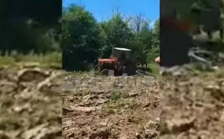 (UZNEMIRUJUĆI VIDEO) Muškarac u okolini Lukavca sa traktora pucao na komšiju: Policija ne radi ništa, danas ti ljudi…