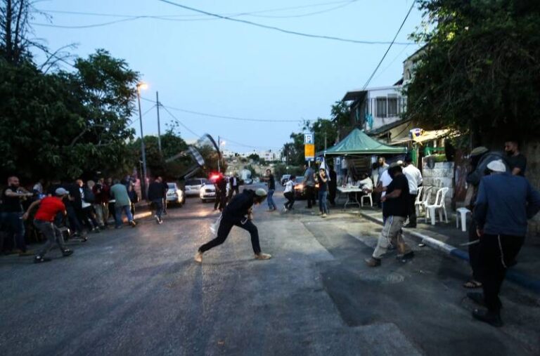 Intervenisala policija: Jevrejski doseljenici napali Palestince tokom iftara