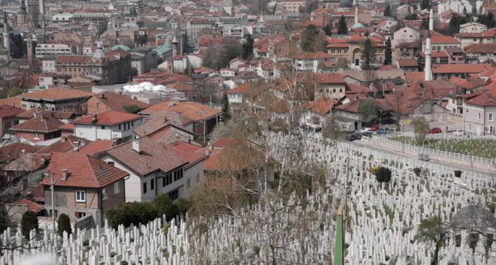 CNN: Grad koji je godinama bio pod opsadom, sada se bori s drugom vrstom rata