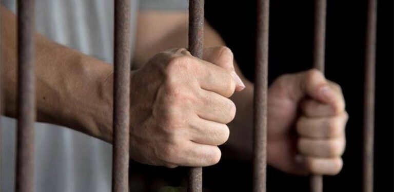Zatvorenicima koji služe doživotnu kaznu zabranjuje nove romantične veze