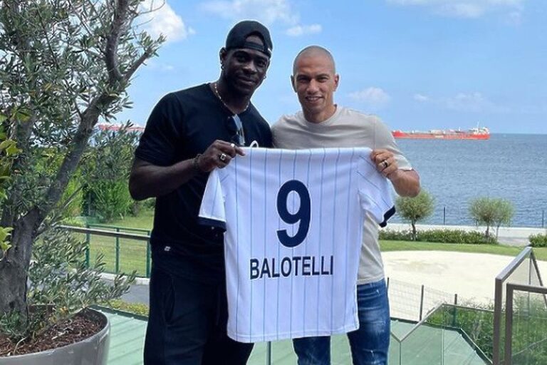 Mario Balotelli potpisao za Adanu Demirspor