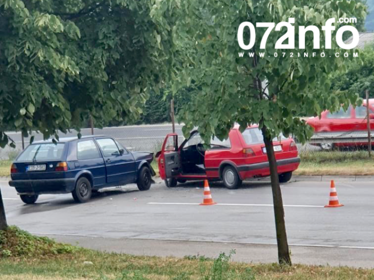 ZENICA: U sudaru dva “Golfa 2” povrijeđene tri osobe, prevezene u bolnicu (FOTO)