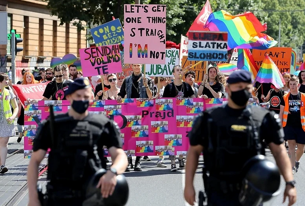 U Zagrebu održana 20. Parada ponosa, prvi put prisustvovao i gradonačelnik