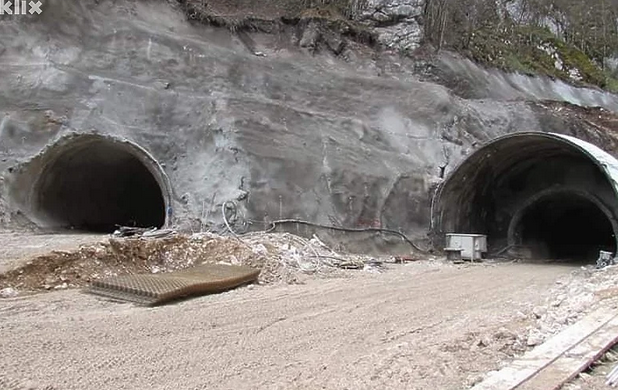 Prokopano blizu 36 posto tunela Hranjen koji će skratiti put između Sarajeva i Goražda