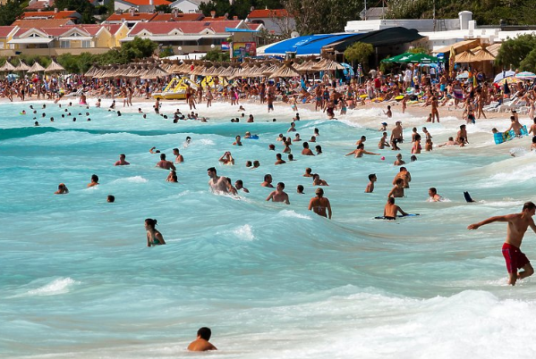 Hrvatska bi zbog turističke sezone mogla vratiti neke restriktivne mjere