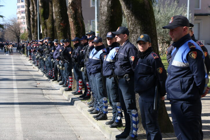 Policajcu zatvor za ubistvo mladića tokom policijskog sata