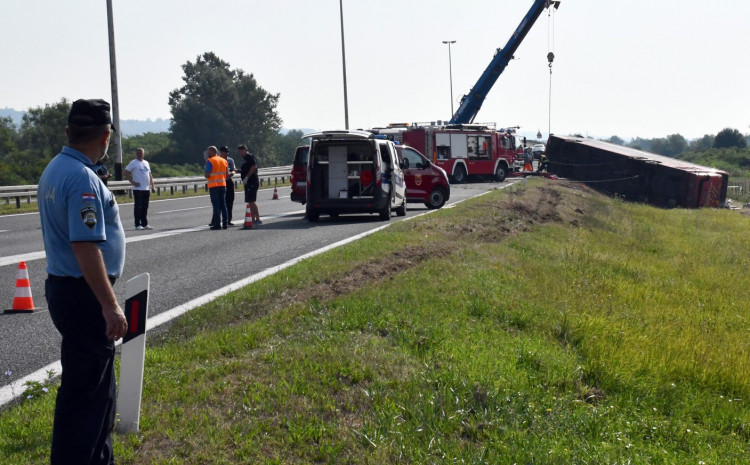 Vatrogasci koji su spašavali ljude iz autobusa: Zatekli smo stravičnu scenu, puno povrijeđenih i puno mrtvih osoba