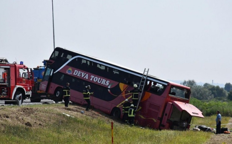 Vozaču autobusa s 10 poginulih prijeti 15 godina zatvora