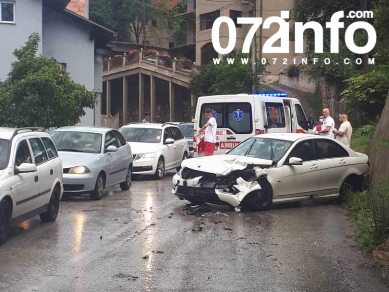 ZENICA: Dvije osobe povrijeđene u nesreći