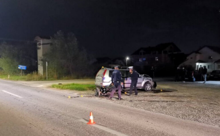 Epilog nesreće u BiH: Mladići s motocikla zadobili teške povrede, jedan priključen na aparate