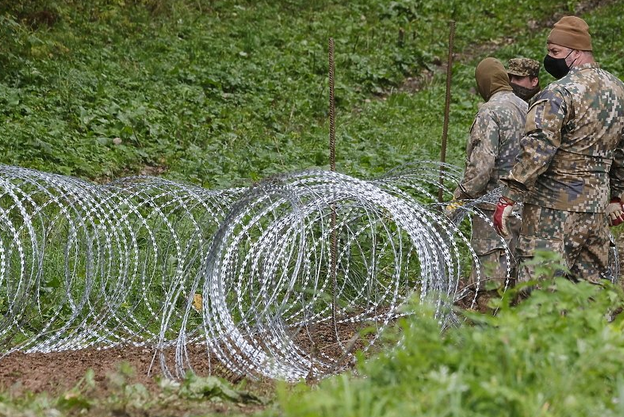 I Poljaci će graditi zid protiv ilegalnih migranata, koštat će 353 miliona eura