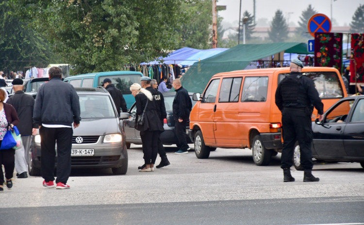 Vapaj vlasnika kojem su jutros ukrali kombi na autopijaci na Stupu: “Ne mogu da vjerujem, kome treba vozilo staro 26 godina”