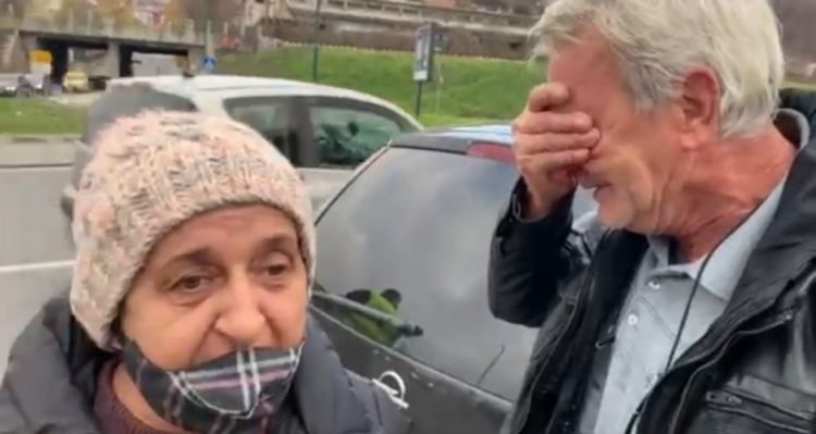 Penzioneri potreseni prizorima sa protesta: Izašla sam iz bolnice i došla ovdje!