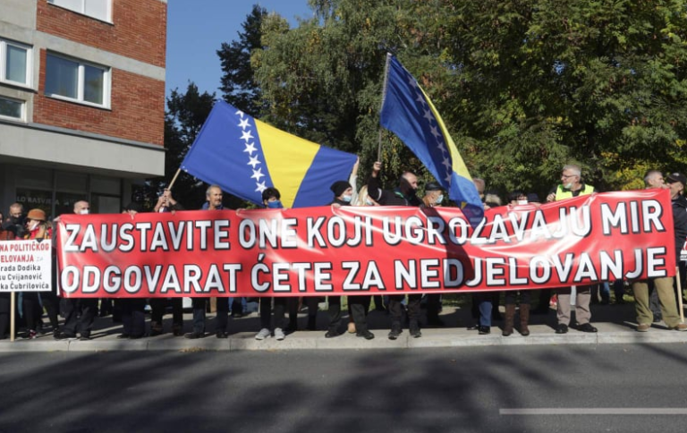 Zašto u BiH nema protesta: ‘Navikli na život u paklu’