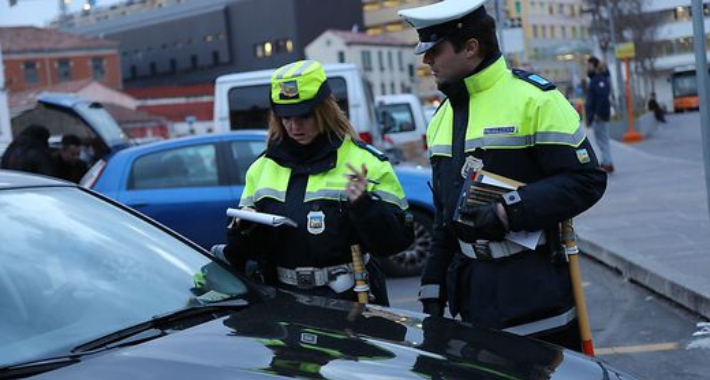 Dvije regije u Austriji idu u potpuni lockdown