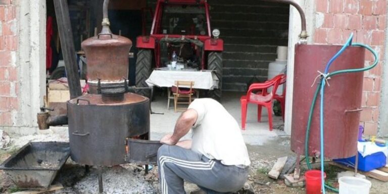 Domaća rakija prepreka na putu u EU, šta o tome misle proizvođači