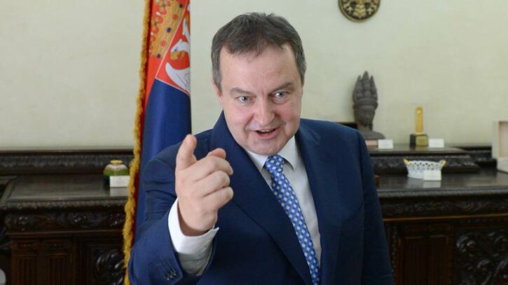 dacic 243809 725x407 1