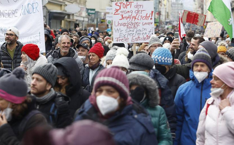 U Gracu se ne slažu sa Covid-mjerama: Najveći protesti u gradu još od 1945. godine