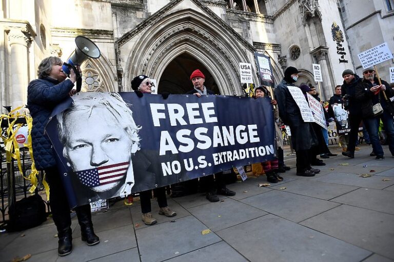 Assange doživio moždani udar u britanskom zatvoru