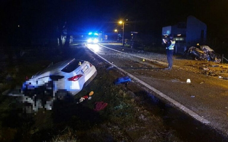 Težak sudar kod Karlovca: Otac i sin poginuli, troje povrijeđenih, u jednom od automobila bili državljani BiH