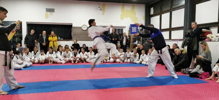 Taekwondo klub Zenica: Održano polaganje za više pojaseve