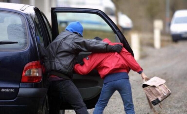 Kidnapovao svoju djevojku jer nije htjela da se uda za njega